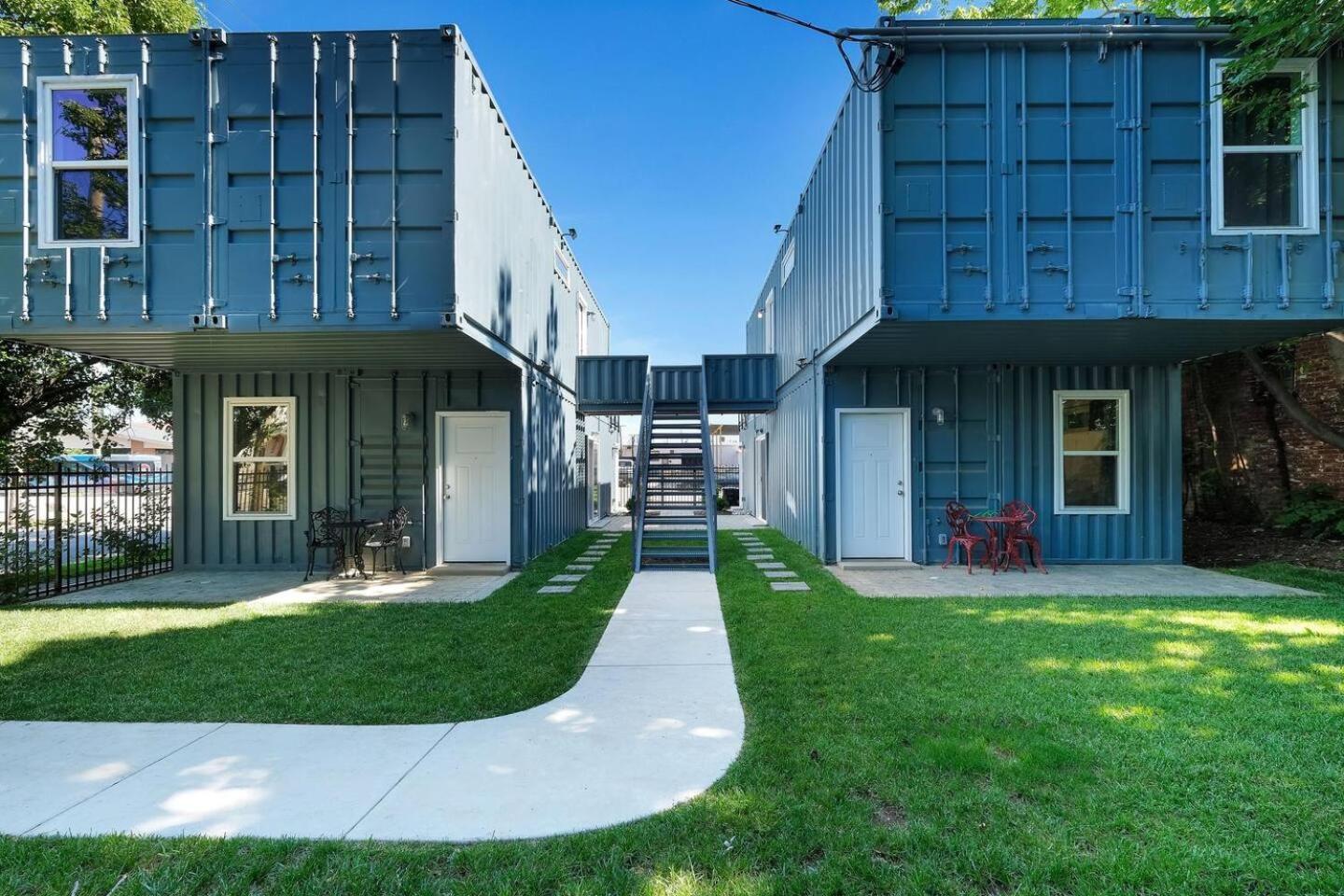 Unique Shipping Container Retreat: Six 1br Units Apartment Louisville